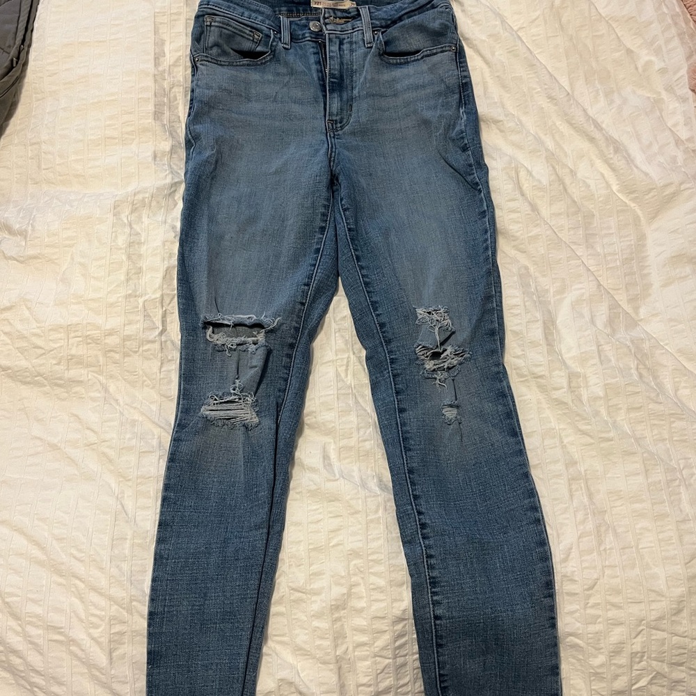 Levi’s 721 high rise skinny jeans